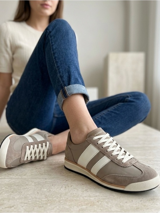 Madden Girl Shoes - Madden Girl Jumper Taupe & White Women's Retro Casual Trainer Sneakers SZ 8.5